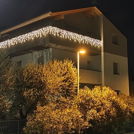 Oasi Degli Ulivi Apartment Riva del Garda Bagian luar foto