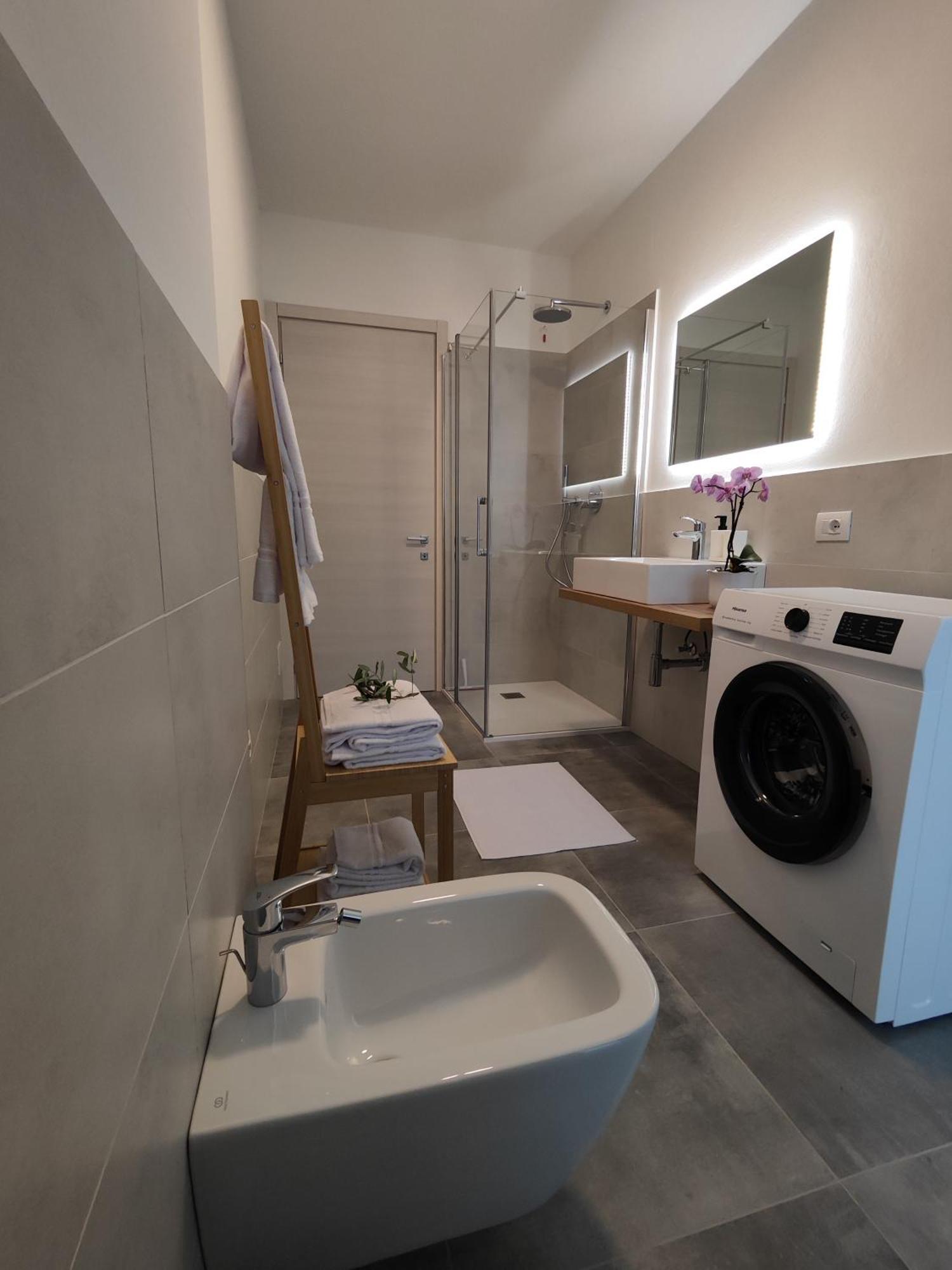 Oasi Degli Ulivi Apartment Riva del Garda Bagian luar foto