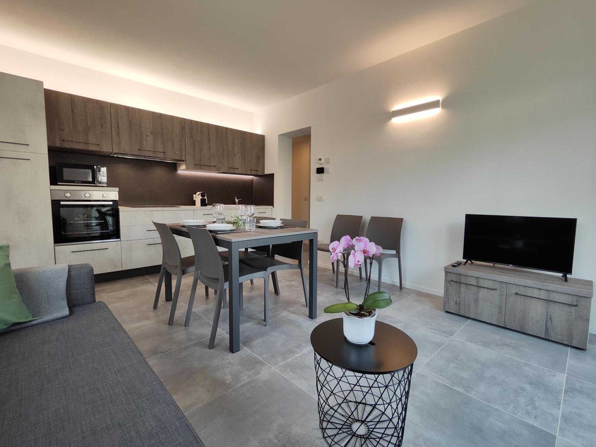 Oasi Degli Ulivi Apartment Riva del Garda Bagian luar foto