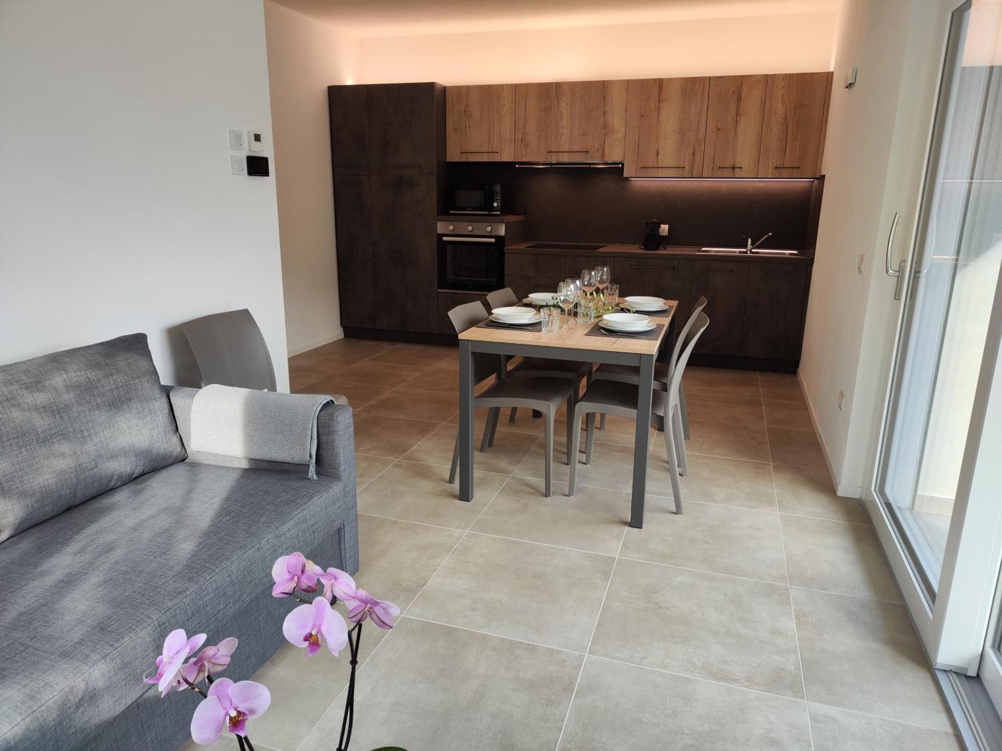 Oasi Degli Ulivi Apartment Riva del Garda Bagian luar foto