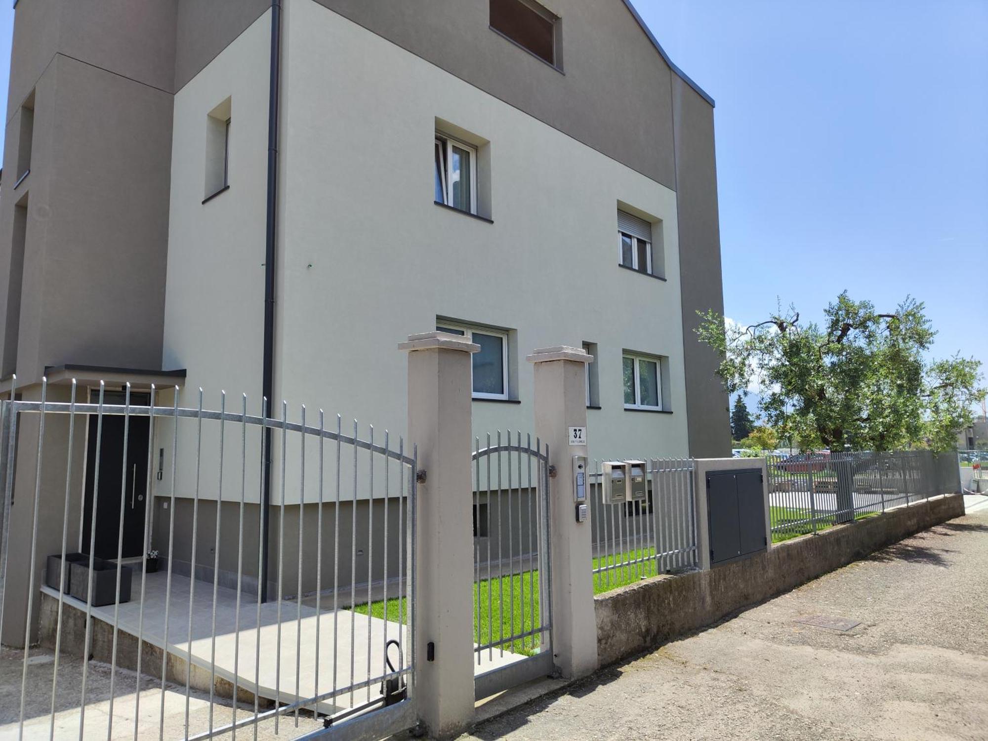 Oasi Degli Ulivi Apartment Riva del Garda Bagian luar foto