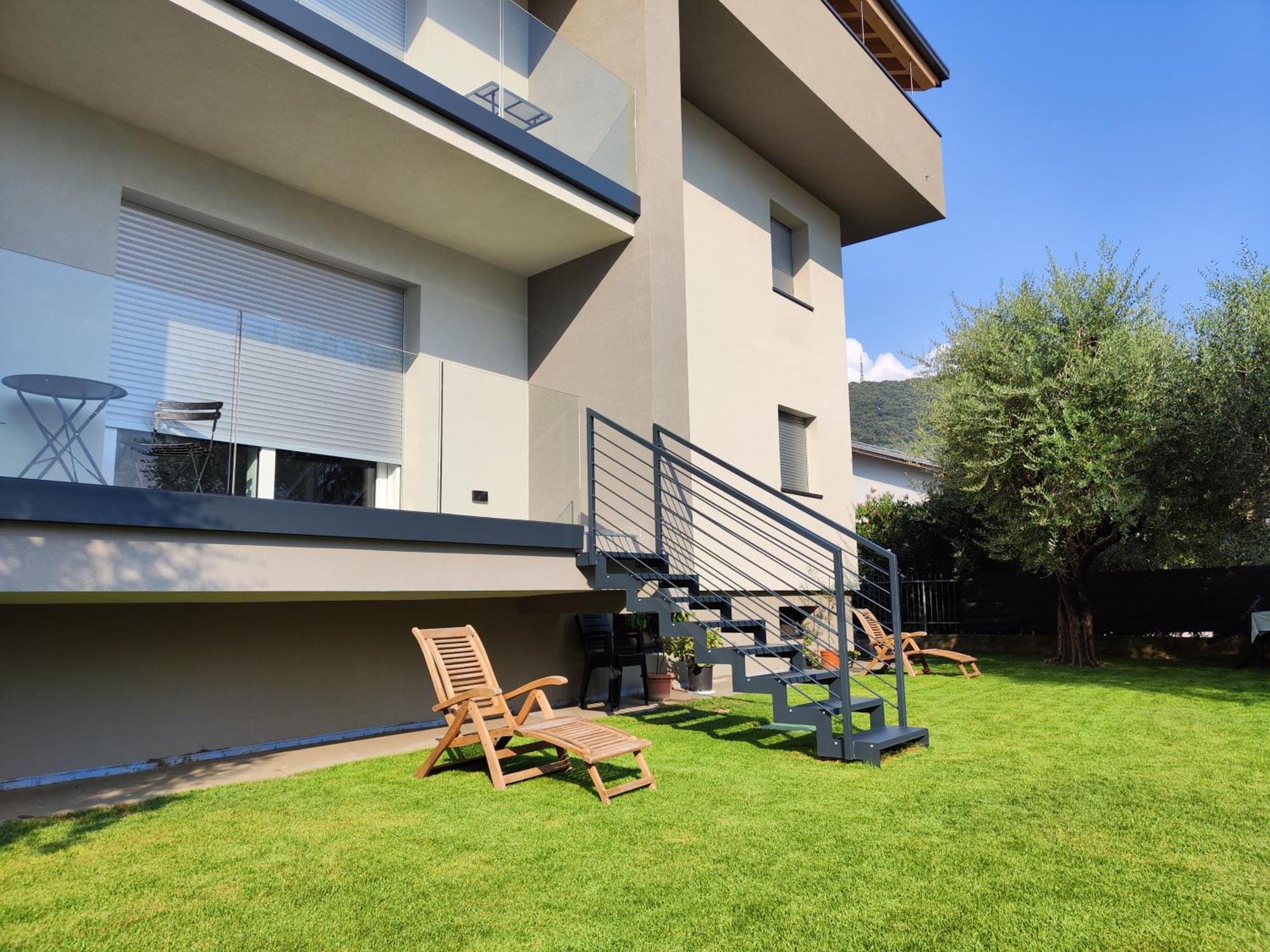Oasi Degli Ulivi Apartment Riva del Garda Bagian luar foto