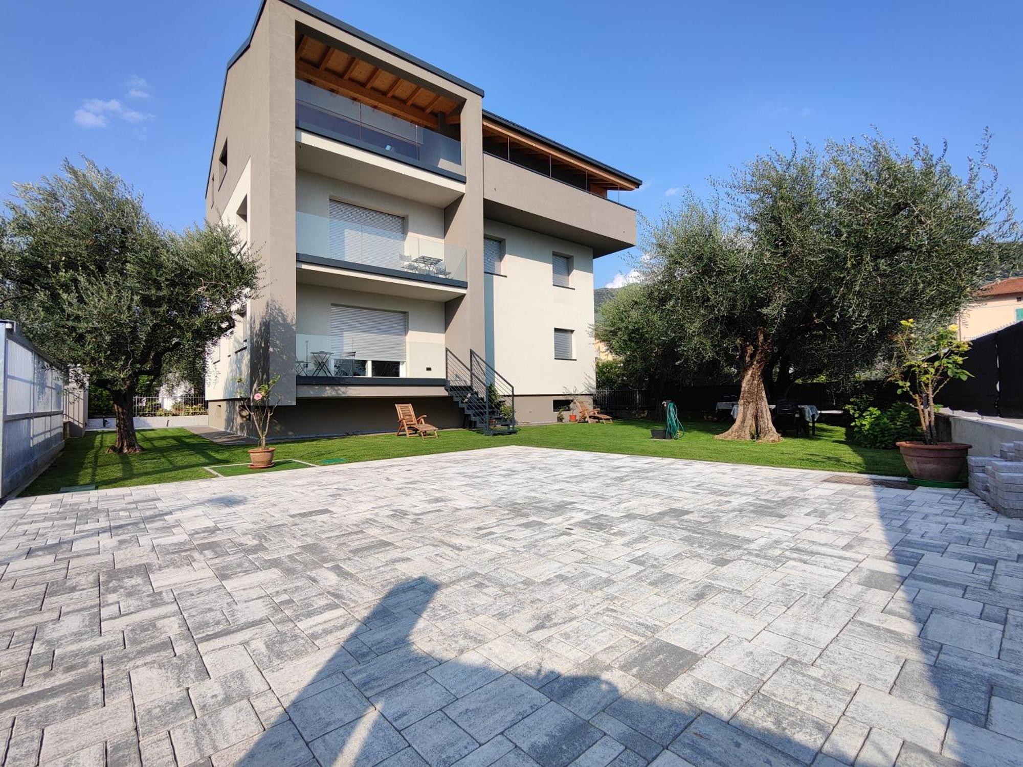 Oasi Degli Ulivi Apartment Riva del Garda Bagian luar foto